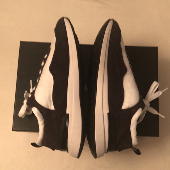 Chanel CC Logo Cloth Trainers - Picture 8 of 15